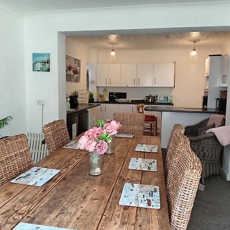 Amitie Guest House Bournemouth Bagian luar foto