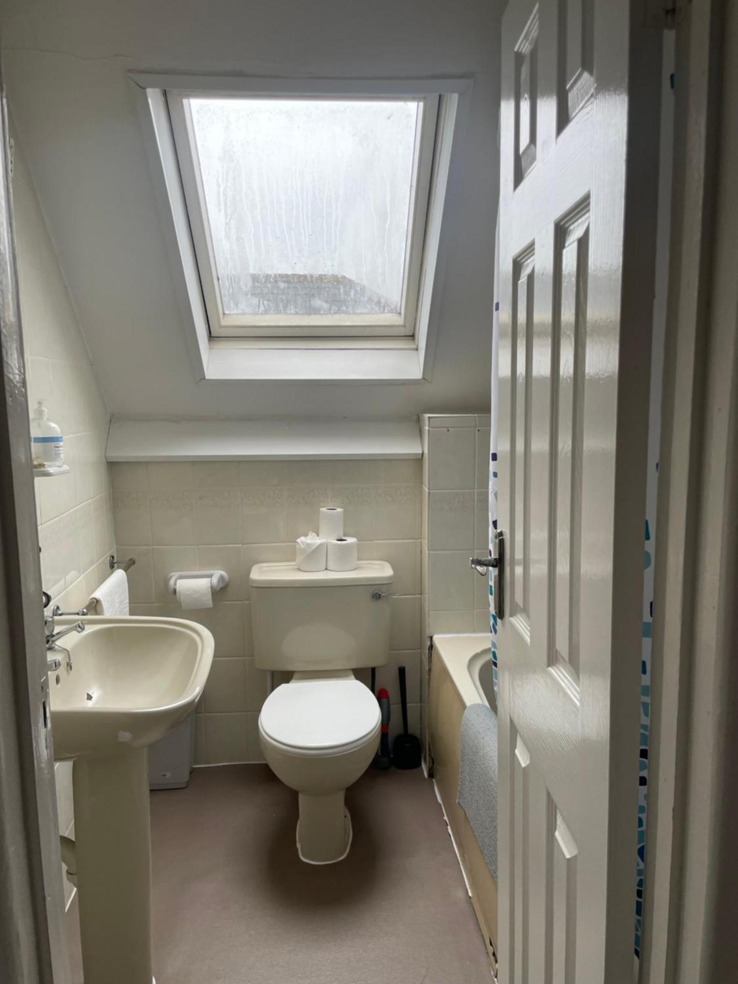 Amitie Guest House Bournemouth Bagian luar foto