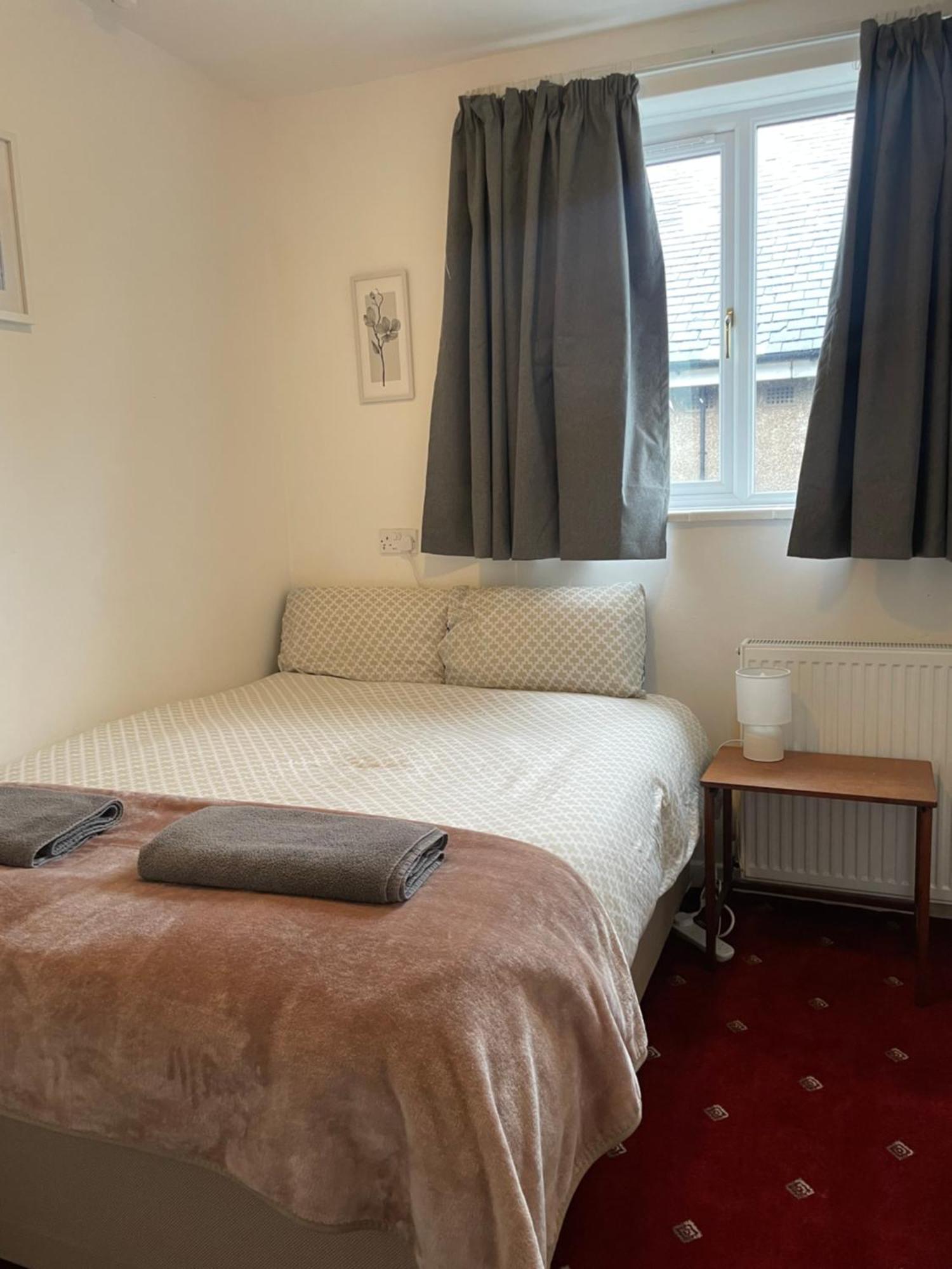 Amitie Guest House Bournemouth Bagian luar foto